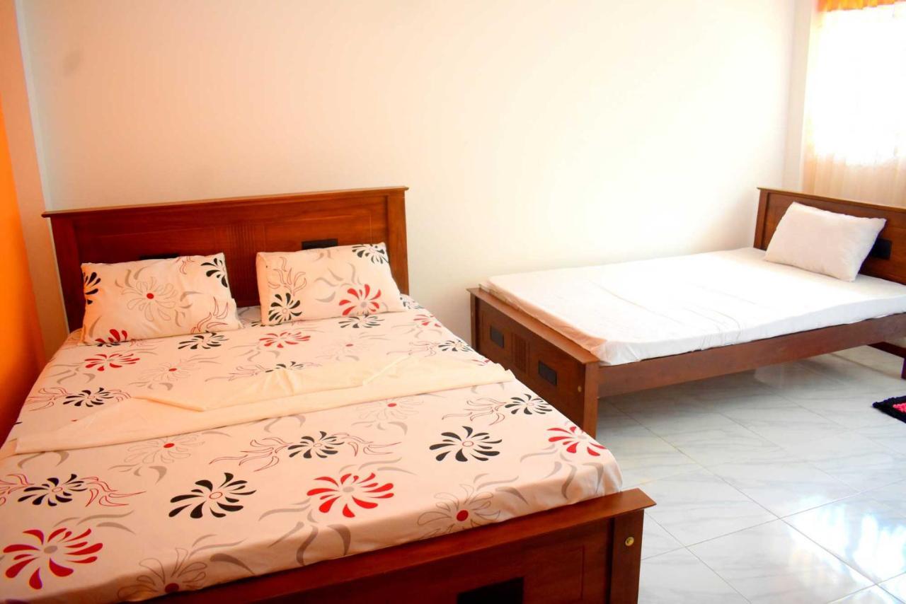 Sri Mayura Holiday Resort Kataragama Exterior foto